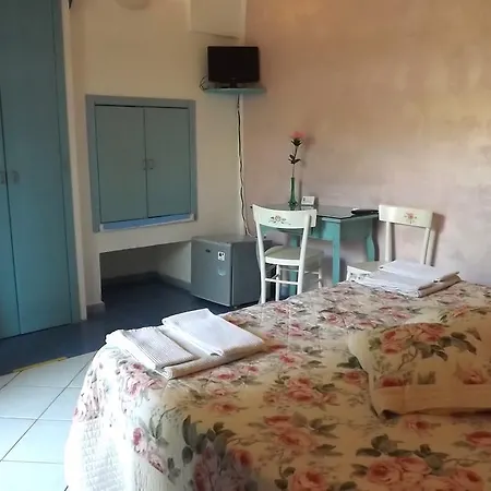 Alojamento de Acomodação e Pequeno-almoço Araucaria 3*