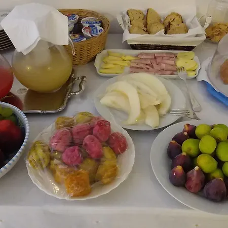 Araucaria Alojamento de Acomodação e Pequeno-almoço Torre San Giovanni Ugento